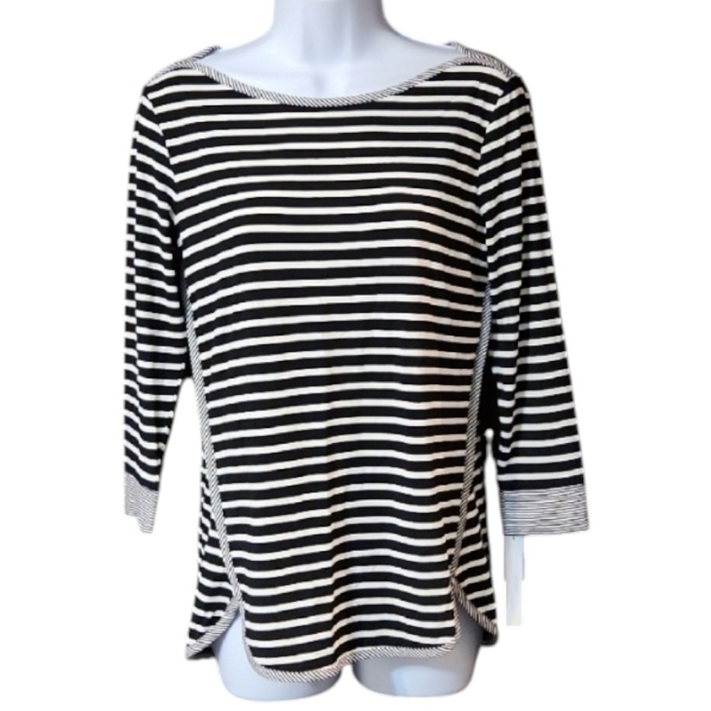 T By Talbots NWT Black and White Striped UPF 50 Top